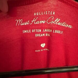Hollister Tshirt